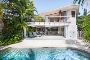 Pet-Friendly Waterfront Hideaway
